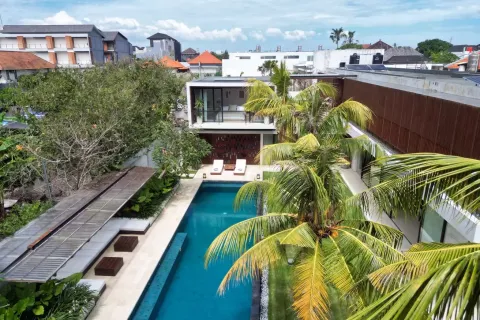4 bedrooms Villa in Kerobokan, Badung, Indonesia No. 10787 3