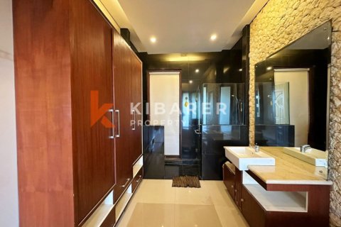 3 bedrooms Villa in Legian, Kuta, Badung, Indonesia No. 12423 14