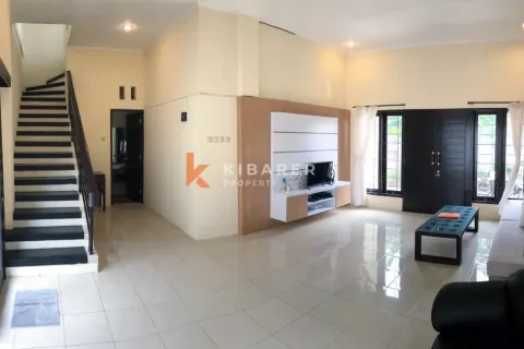 3 bedrooms Villa in Legian, Kuta, Badung, Indonesia No. 12426 2