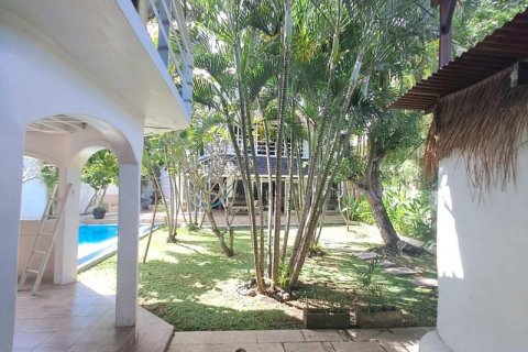3 bedrooms Villa in Canggu, Badung, Indonesia No. 9043 26