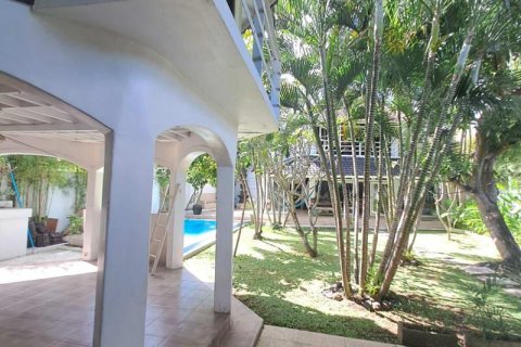 3 bedrooms Villa in Canggu, Badung, Indonesia No. 9043 27