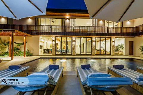 6 bedrooms Villa in Seminyak, Badung,  No. 9039 13