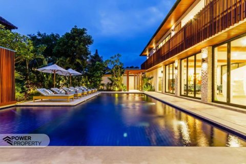 6 bedrooms Villa in Seminyak, Badung,  No. 9039 5