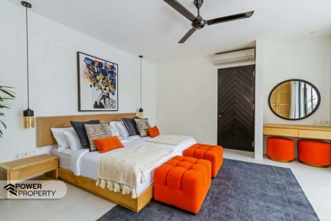 6 bedrooms Villa in Seminyak, Badung,  No. 9039 26