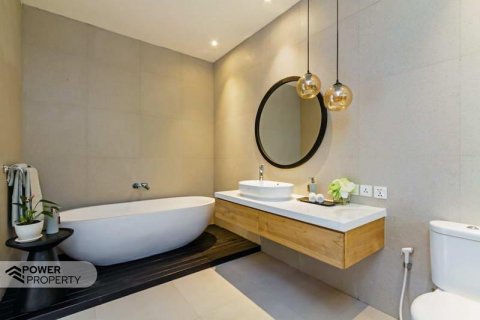 6 bedrooms Villa in Seminyak, Badung,  No. 9039 18