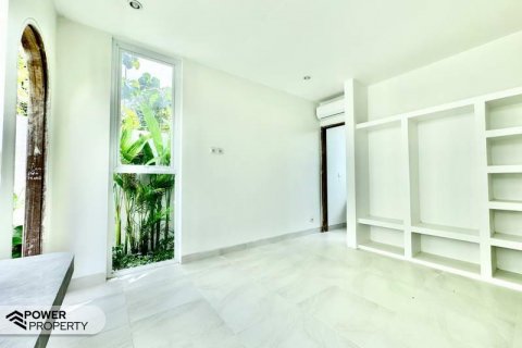 Вилла с 3 спальнями в Jimbaran, Бадунг,  № 9044 3