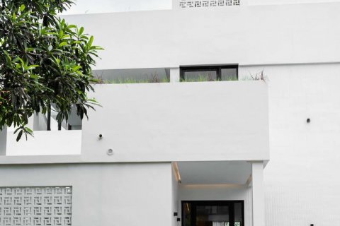 3 bedrooms Villa in South Kuta, Badung,  No. 9042 2