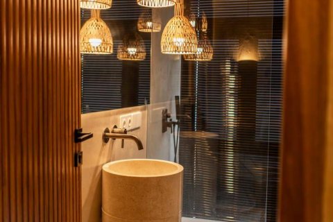 3 bedrooms Villa in South Kuta, Badung,  No. 9042 22