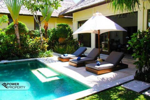 Вилла с 3 спальнями в Южная Кута, Бадунг,  № 9038 1