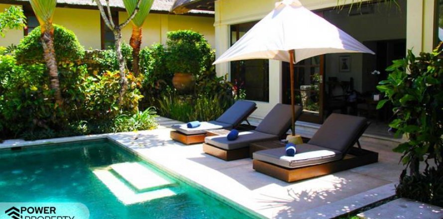 Вилла с 3 спальнями в Южная Кута, Бадунг,  № 9038