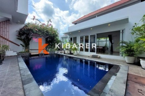 3 bedrooms Villa in Badung, Indonesia No. 13090