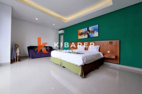 3 bedrooms Villa in Badung, Indonesia No. 13090 6