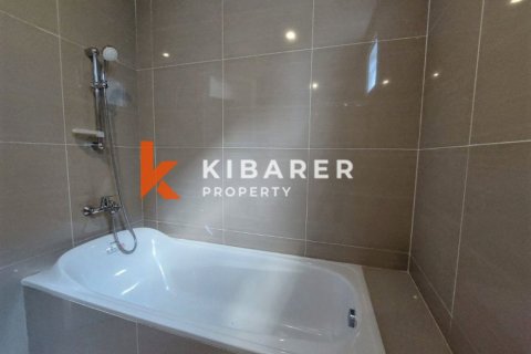 3 bedrooms Villa in Badung, Indonesia No. 13090 8