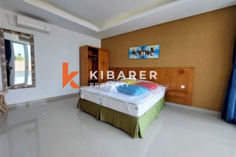 3 bedrooms Villa in Badung, Indonesia No. 13090 10