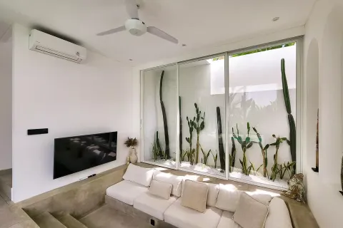 2 bedrooms Villa in Tumbak Bayuh, Mengwi, Badung, Indonesia No. 10842 12