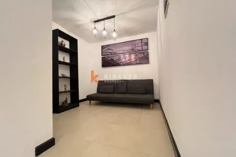 2 bedrooms Villa in Seminyak, Badung, Indonesia No. 12140 4