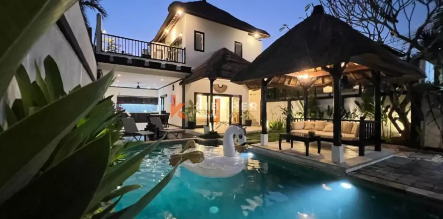 2 bedrooms Villa in Seminyak, Badung, Indonesia No. 12140