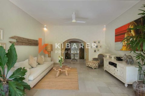2 bedrooms Villa in Seminyak, Badung, Indonesia No. 12141 5
