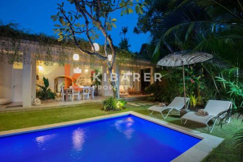 2 bedrooms Villa in Seminyak, Badung, Indonesia No. 12141 3