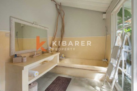 2 bedrooms Villa in Seminyak, Badung, Indonesia No. 12141 14