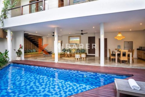 3 bedrooms Villa in Seminyak, Badung, Indonesia No. 12144 2