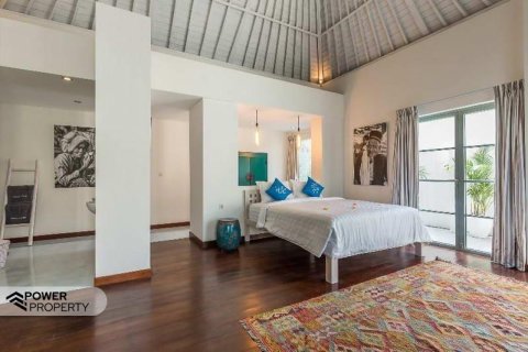 Вилла с 3 спальнями в Seminyak, Бадунг,  № 9132 3