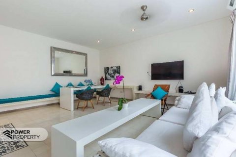 Вилла с 3 спальнями в Seminyak, Бадунг,  № 9132 11