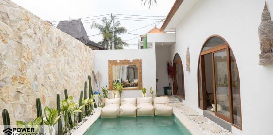 3 bedrooms Villa in Canggu, Badung,  No. 9133