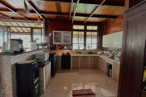 5 bedrooms Villa in Tibubeneng, Badung, Indonesia No. 11932 27