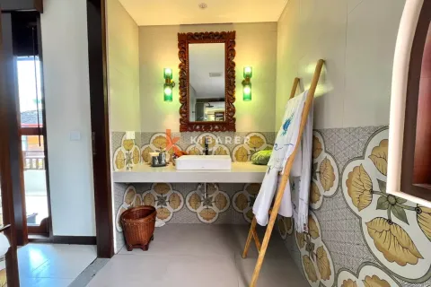 5 bedrooms Villa in Tibubeneng, Badung, Indonesia No. 11932 16