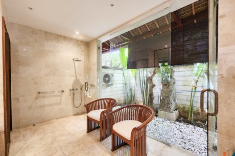 3 bedrooms Villa in Kerobokan, Badung, Indonesia No. 10929 30