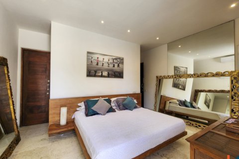 3 bedrooms Villa in Kerobokan, Badung, Indonesia No. 10929 24