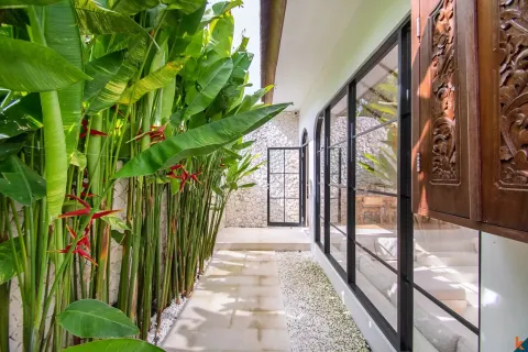 3 bedrooms Villa in South Kuta, Badung, Indonesia No. 10932 4
