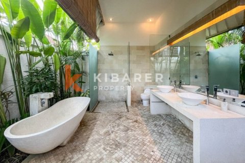 3 bedrooms Villa in Kerobokan, Badung, Indonesia No. 12180 11