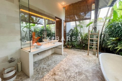 3 bedrooms Villa in Kerobokan, Badung, Indonesia No. 12180 12