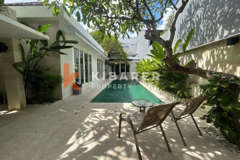 2 bedrooms Villa in Badung, Indonesia No. 12179 4