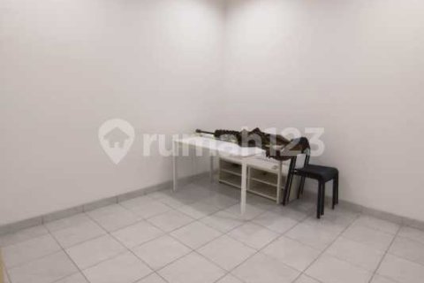 3 bedrooms House in Gambir, Jakarta, Indonesia No. 13446 13