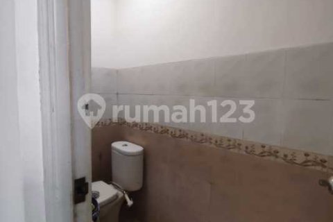 3 bedrooms House in Gambir, Jakarta, Indonesia No. 13446 11