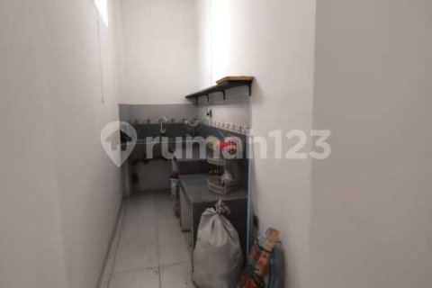 3 bedrooms House in Gambir, Jakarta, Indonesia No. 13446 12