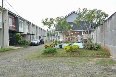 3 bedrooms House in Tangerang, Indonesia No. 13438 8
