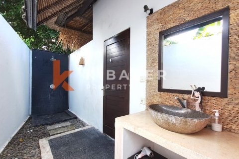 2 bedrooms Villa in Ungasan, Badung, Indonesia No. 12976 13