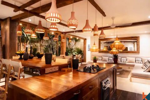 5 bedrooms Villa in Kerobokan, Badung, Indonesia No. 10901 12