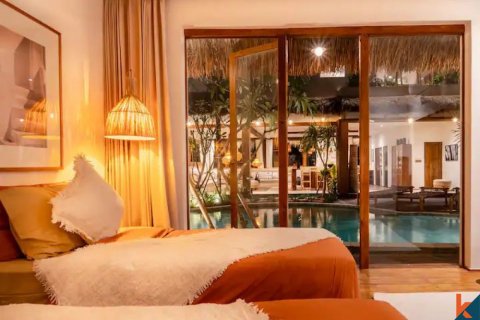 5 bedrooms Villa in Kerobokan, Badung, Indonesia No. 10901 25