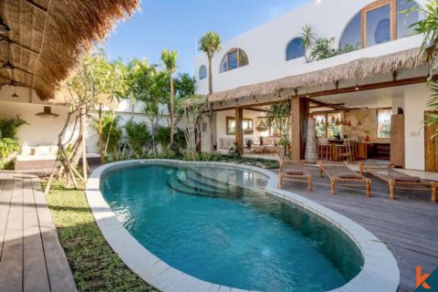 5 bedrooms Villa in Kerobokan, Badung, Indonesia No. 10901 23