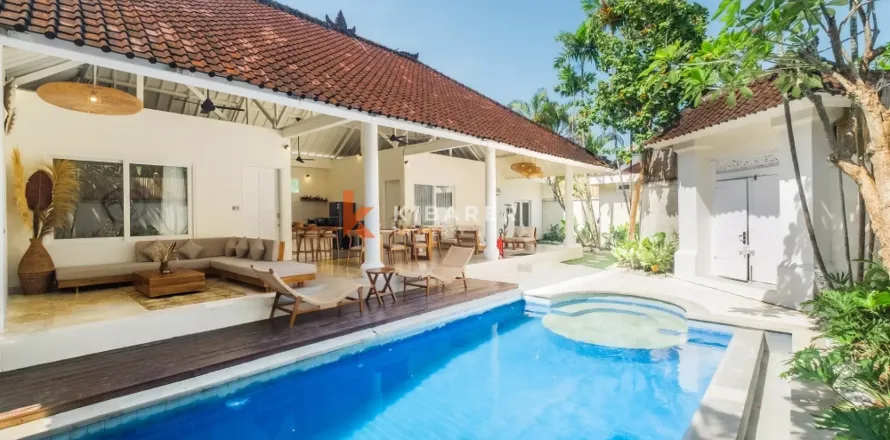 3 bedrooms Villa in Seminyak, Badung, Indonesia No. 12441