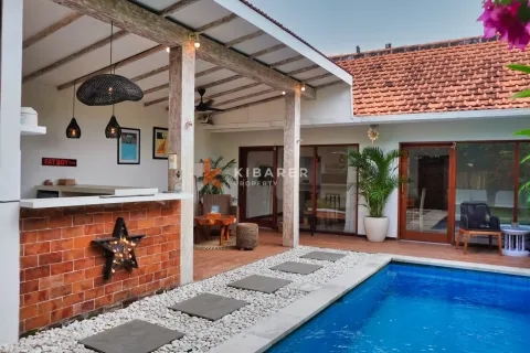 2 bedrooms Villa in Kerobokan, Badung, Indonesia No. 12446 2