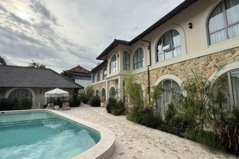 MAISON BOHEME in Denpasar, Indonesia No. 9993