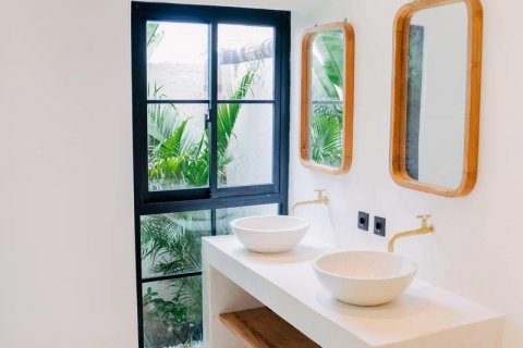 3 bedrooms Villa in South Kuta, Badung,  No. 8892 18