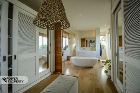 4 bedrooms Villa in Canggu, Badung,  No. 8889 4
