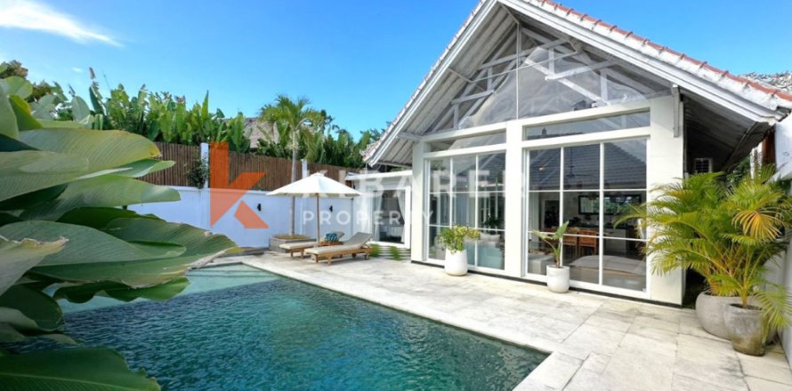 3 bedrooms Villa in Denpasar, Indonesia No. 11752
